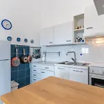 Apartament Bruno, Melin