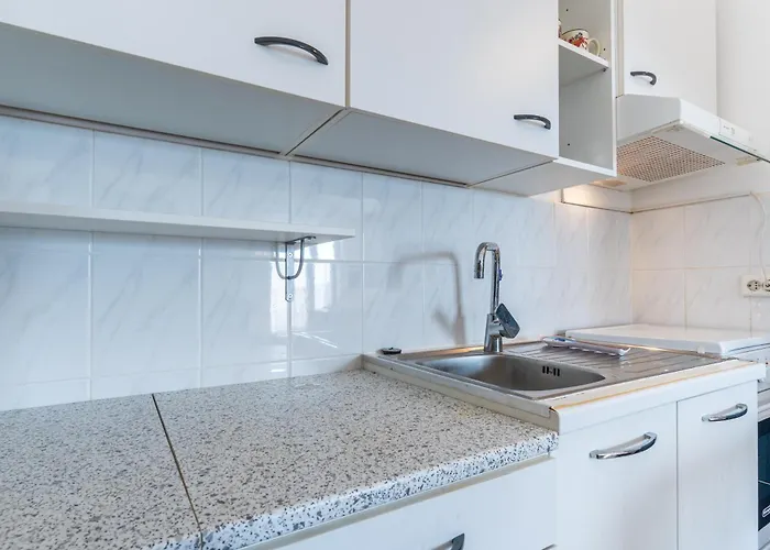 Bruno, Melin Apartman Cres