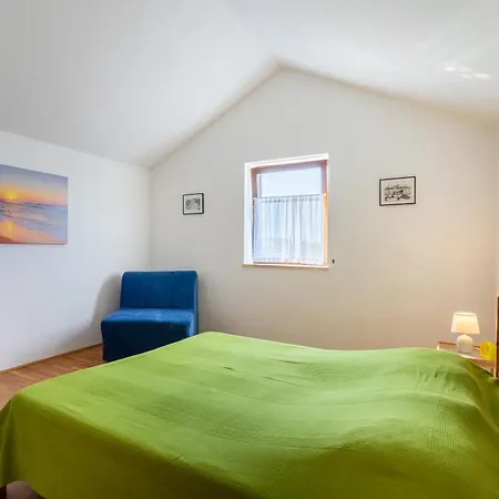 Bruno, Melin Apartment *
